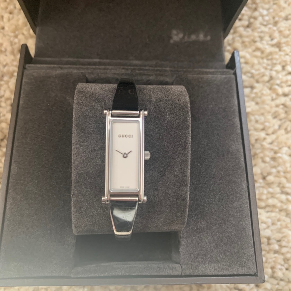 Gucci Watch - Picture 3 of 4